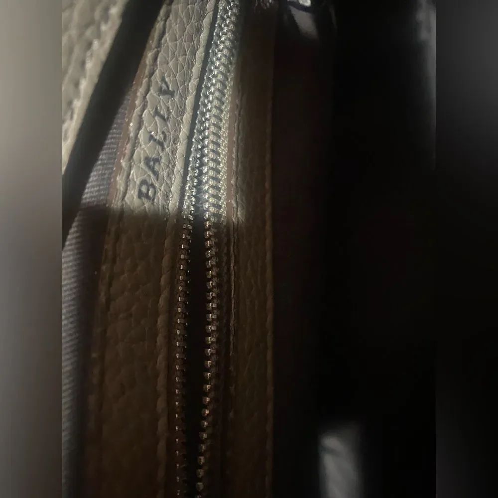 BALLY Snuff City Messenger Bag
